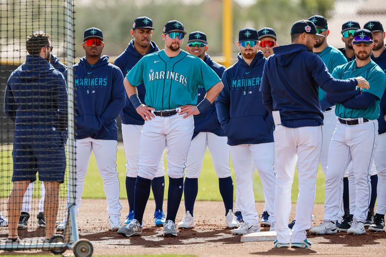 Seattle Mariners' Cal Raleigh On Pace to Make History By With Power and  Defense - Fastball