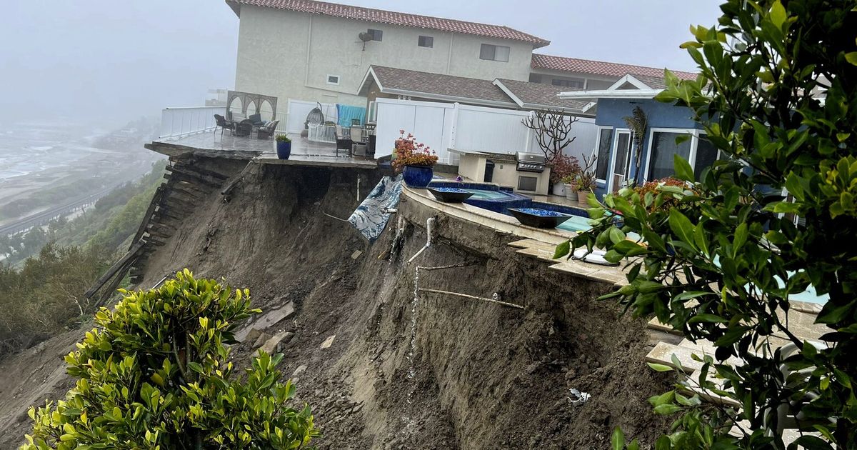 Dramatic drone photos show where land gave way under Calif. homes | The ...
