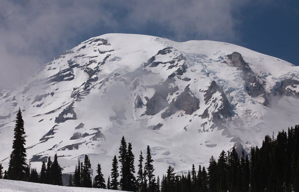 Mount Rainier to stop taking cash at entrance, campgrounds