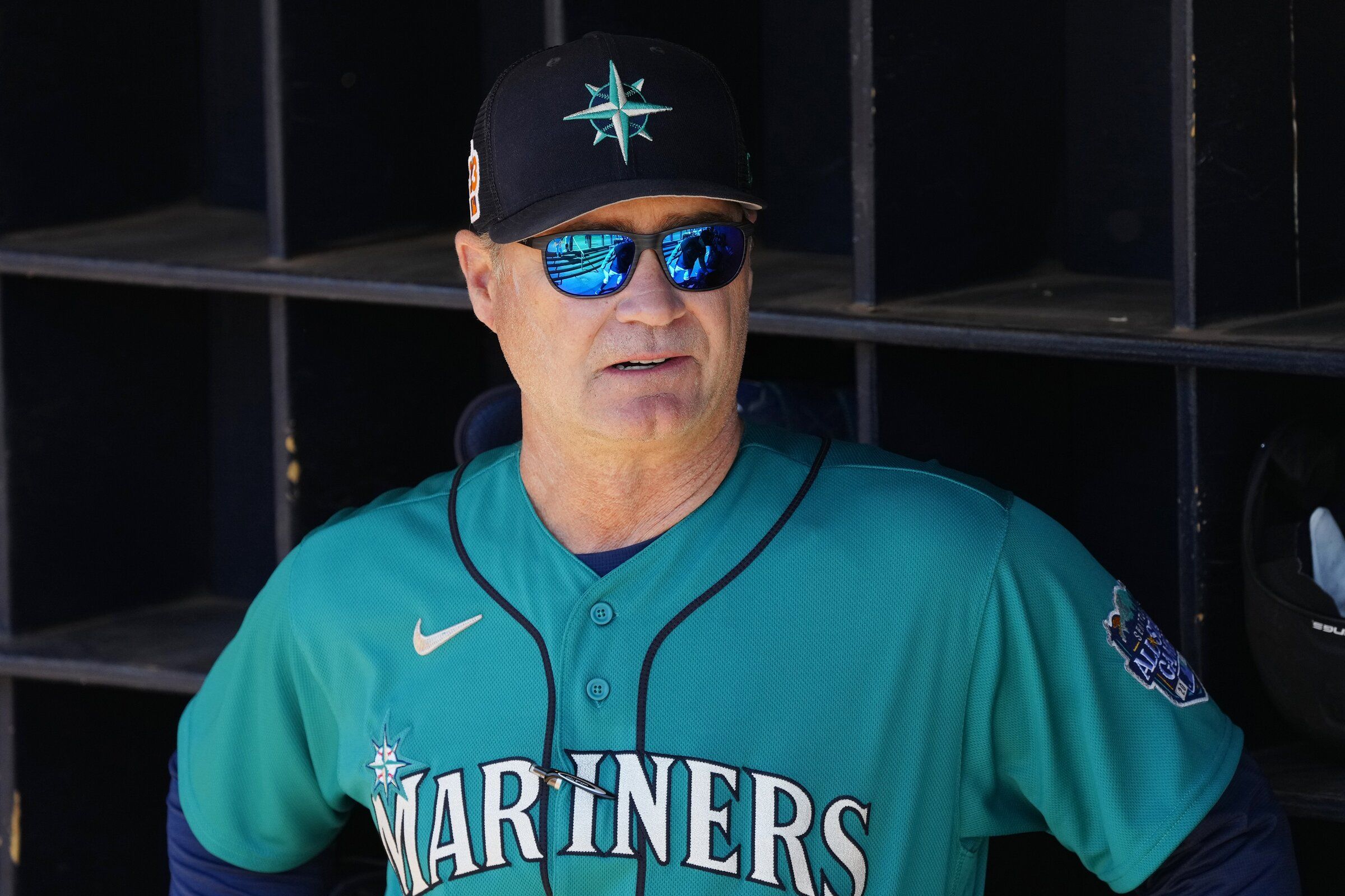 折りたたみiPhone MLBサインマリナーズ現監督 Scott Servais | wasser