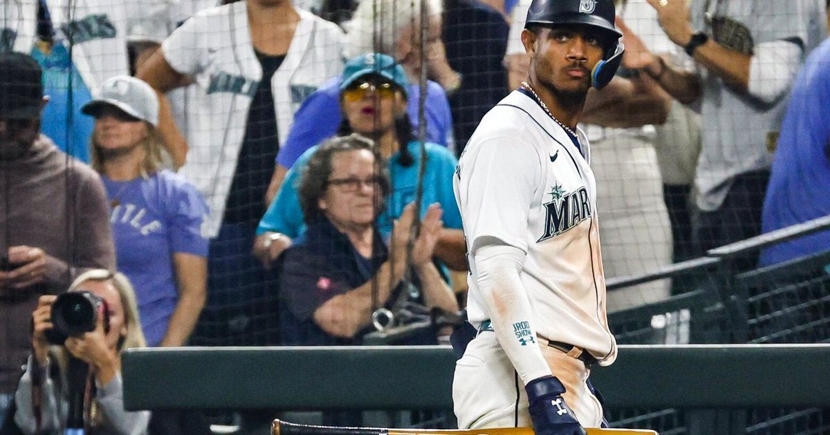 Julio Rodríguez Had a Very Strange Sophomore Season + Mariners Outfield  Grades