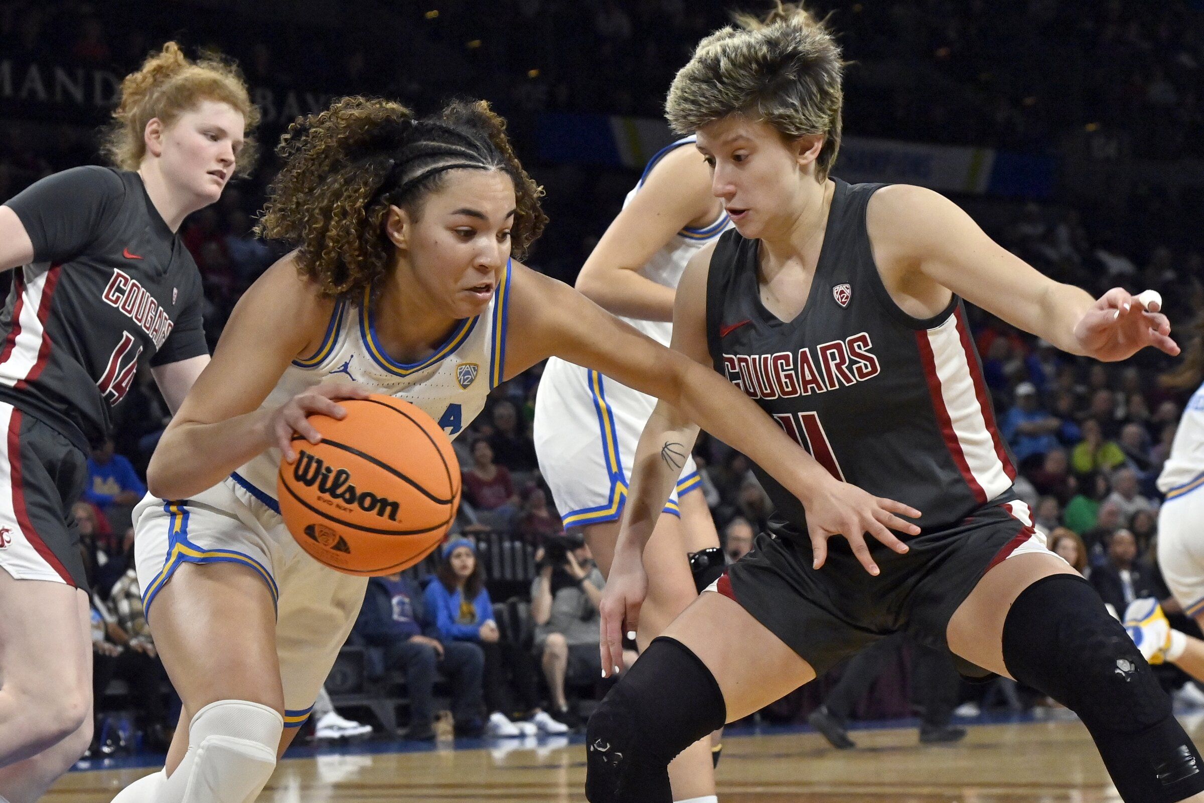 Pac 12 deals women's tournament