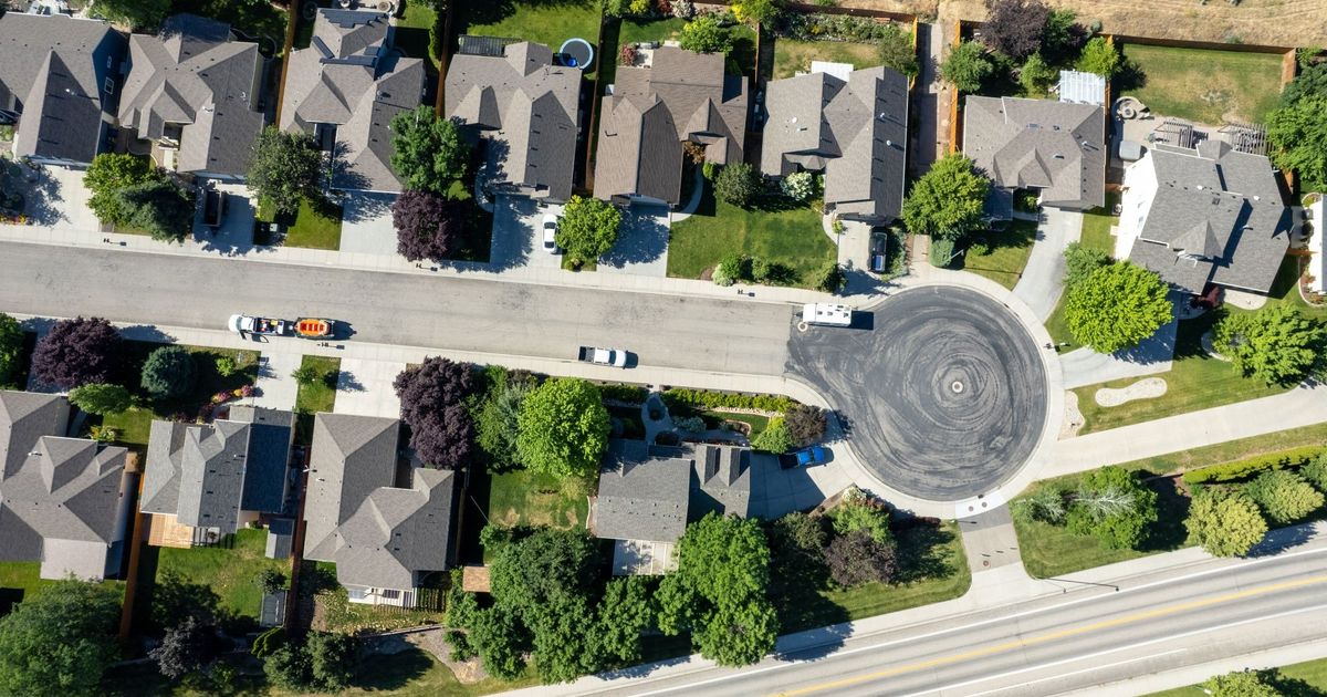 US Housing Cools Further, With Prices Down 3% From the Peak US Housing Cools Further, With Prices Down 3% From the Peak