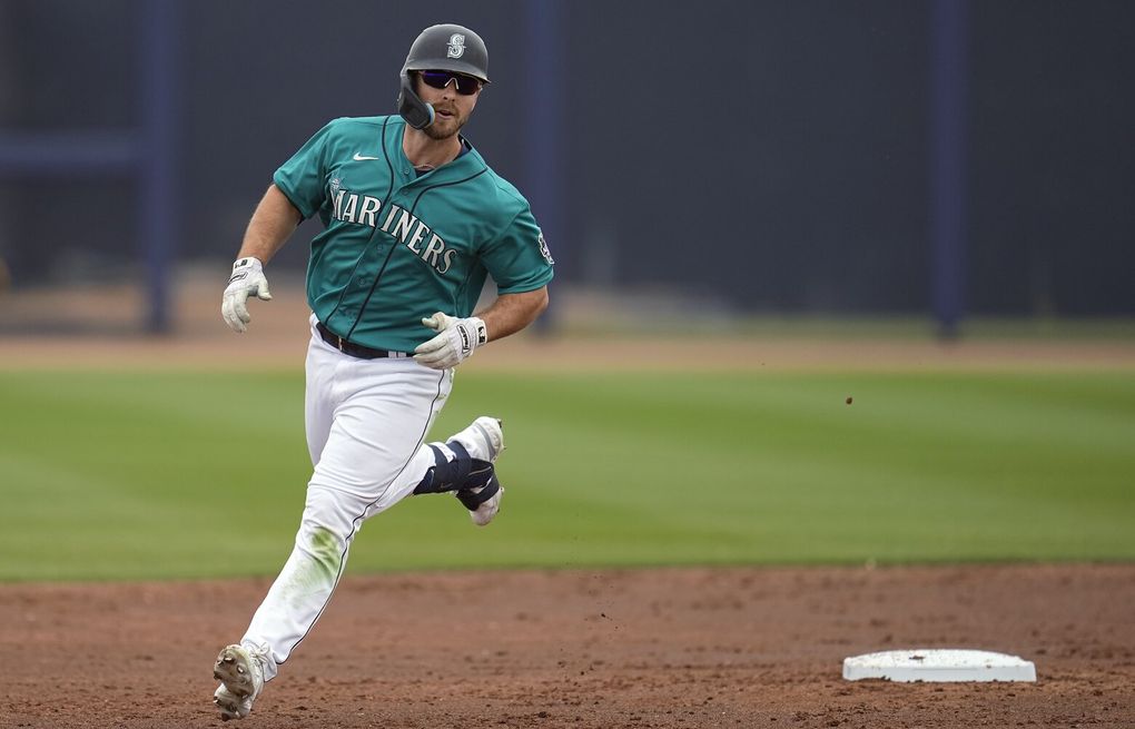 Mariners Announce Spring Training Roster Move