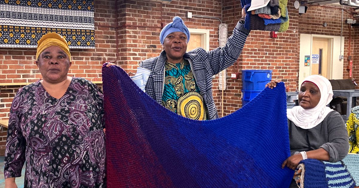 Handmade blankets refugees, immigrants to US The Seattle Times