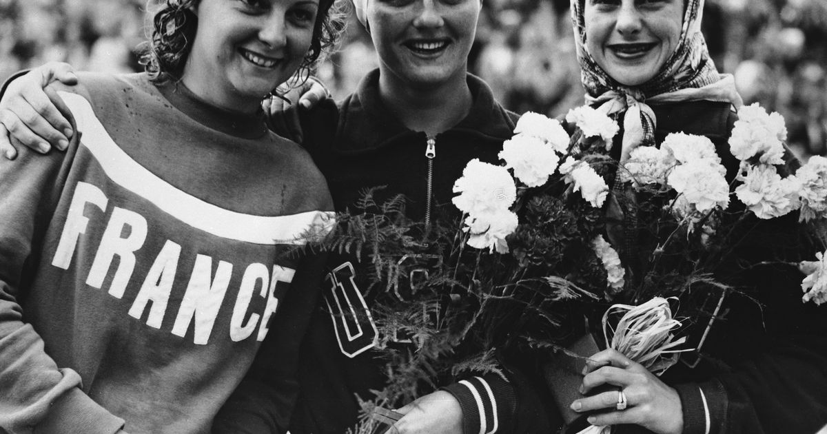 Photo of Pat McCormick, 4-time Olympic diving champion, dies at 92