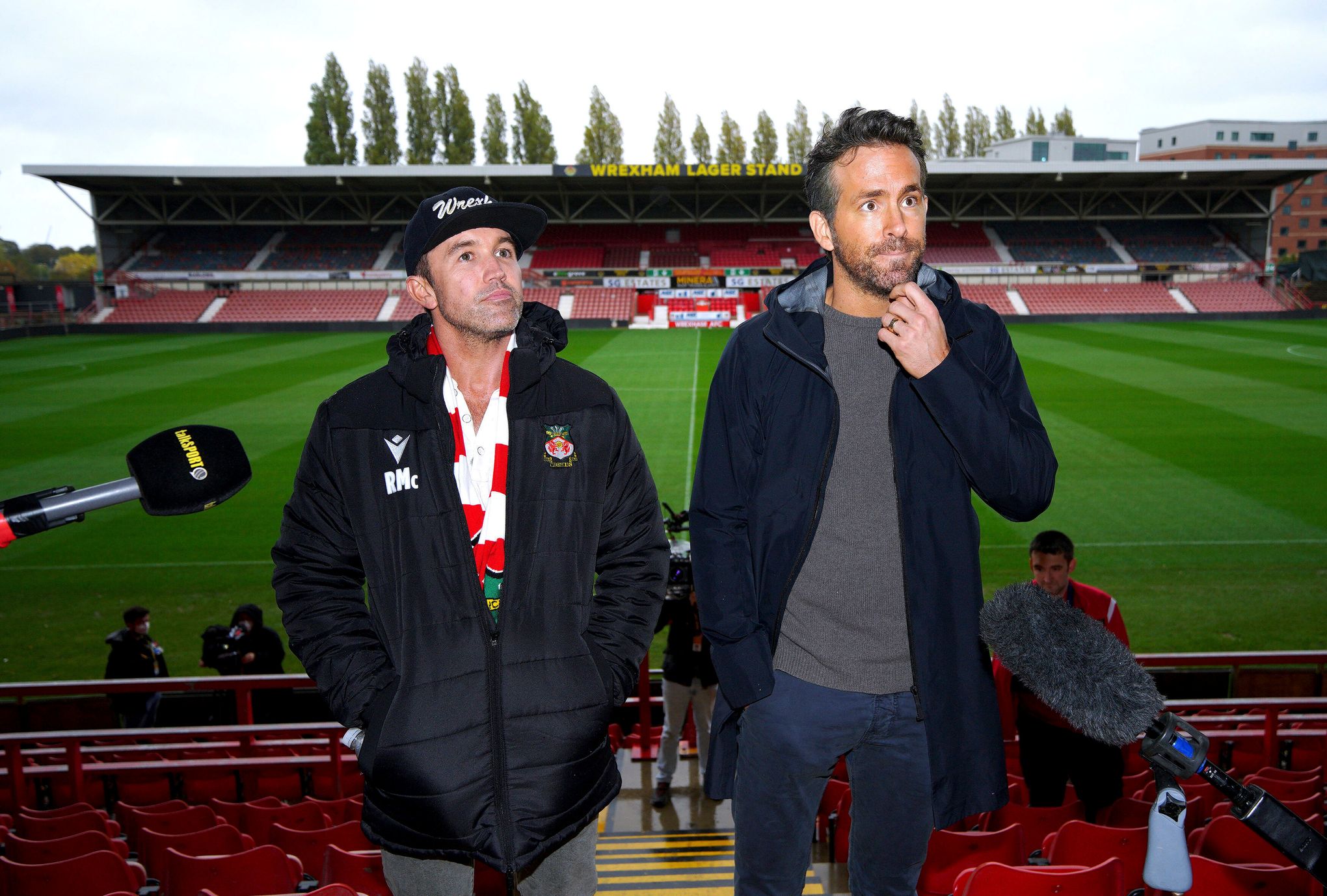 Fans take over Snapdragon for Manchester United vs Wrexham AFC