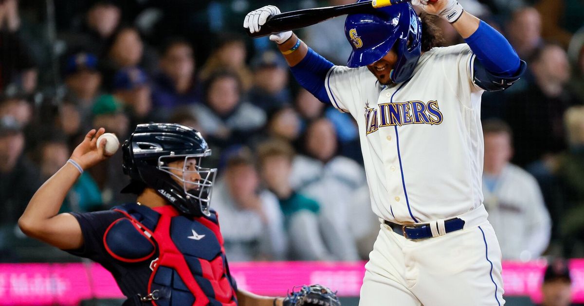 Julio Rodríguez, Marco Gonzales strong in Mariners' loss to Brewers