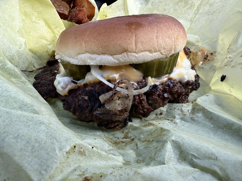 At Rooftop Brewing, Smash That Burger Makes One of Seattle's Best Burgers