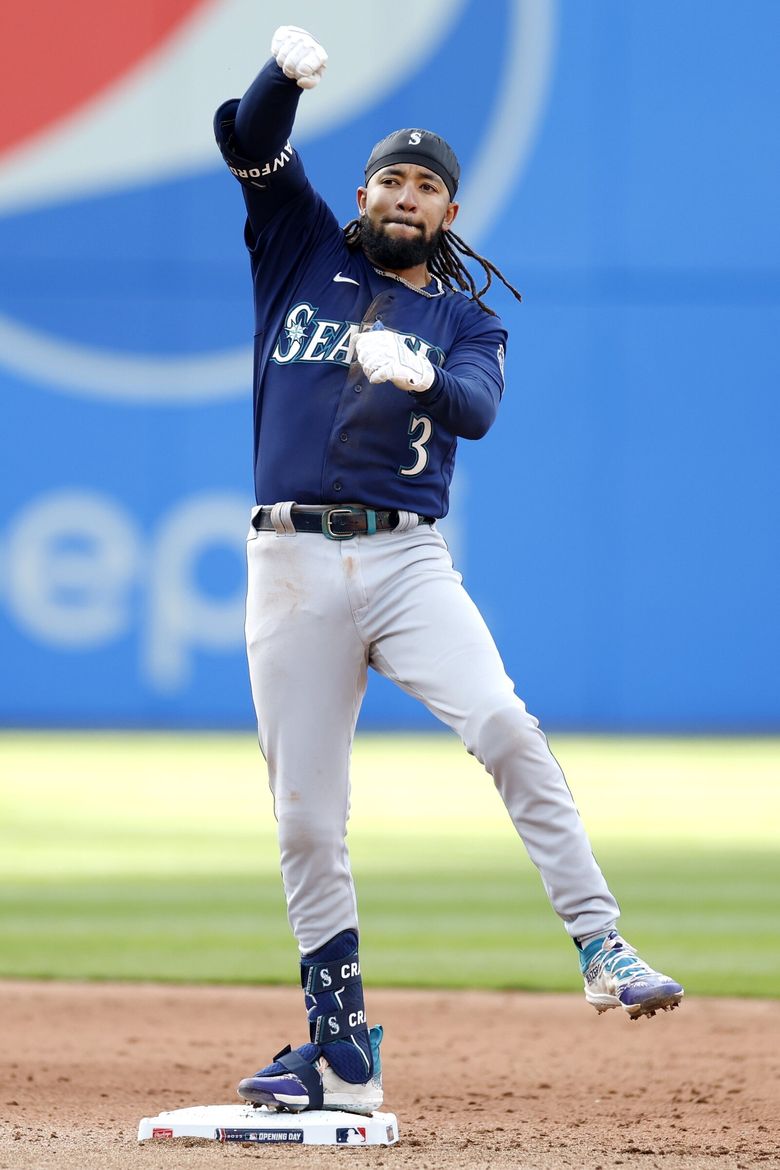 J.P. Crawford's adjustments have helped him reverse slow start with  Mariners