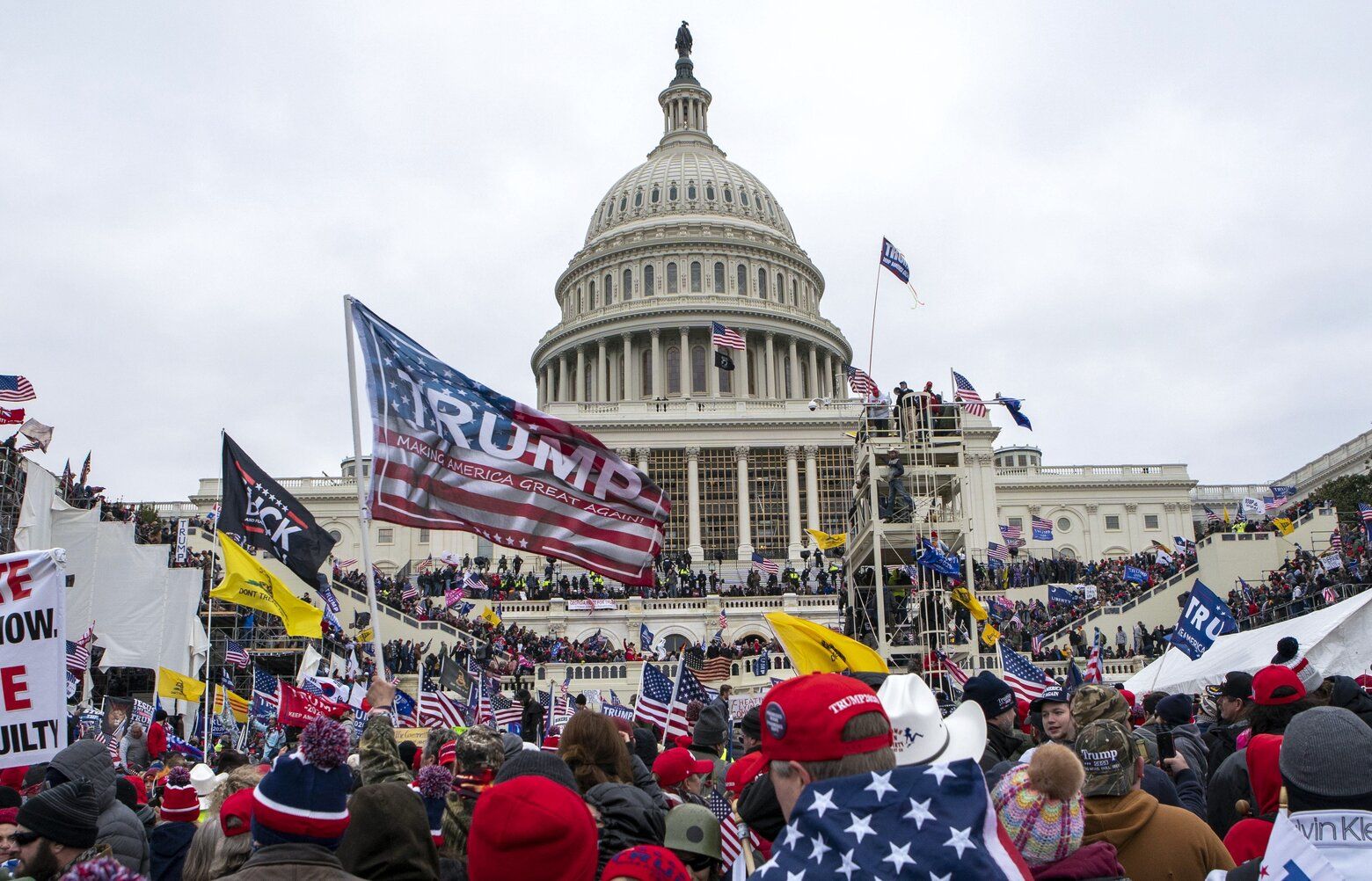 Capitol Riot Suspect Arrested Near Obama’s Home Will Remain Jailed ...