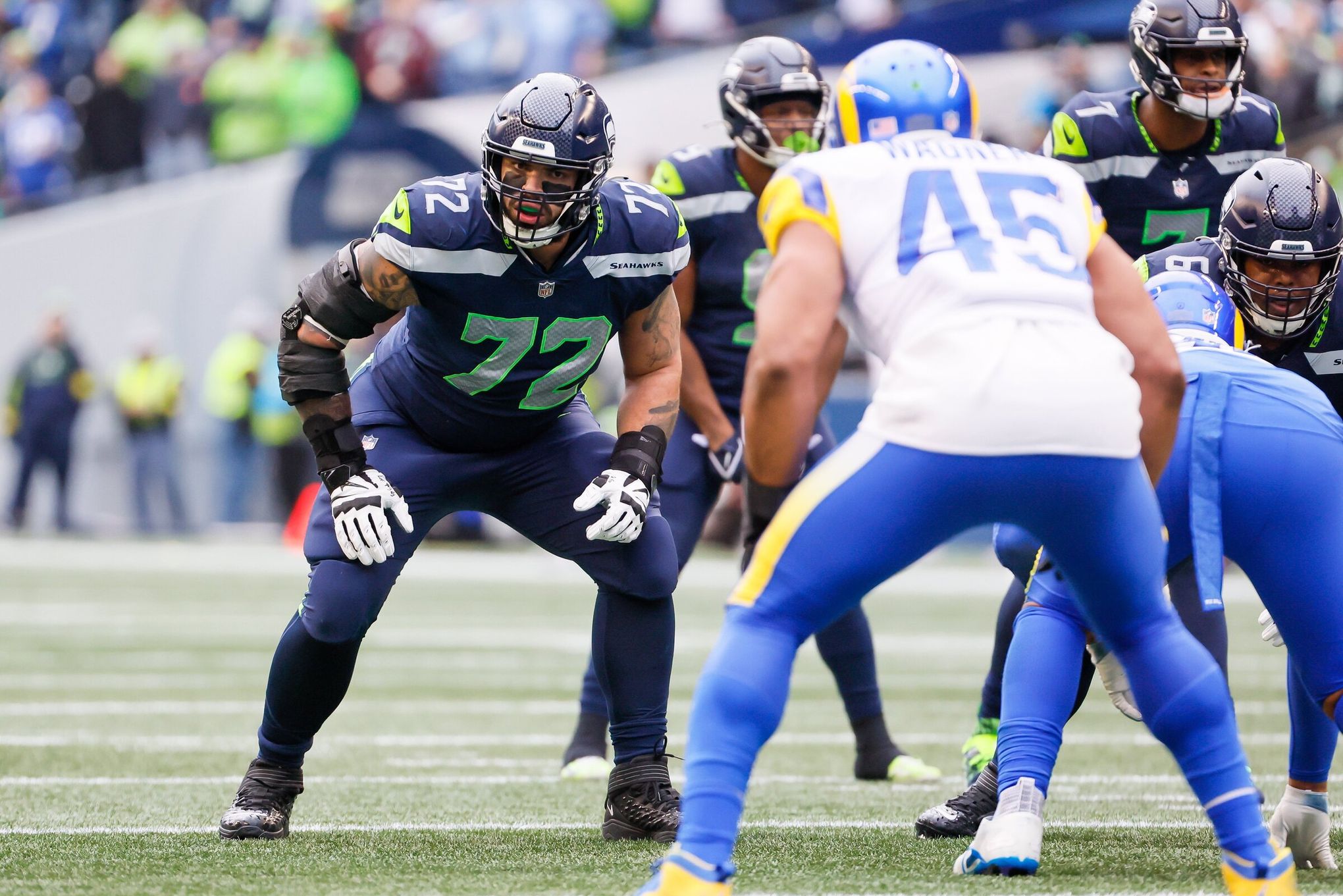 Analysis: How Seahawks can add needed depth to offensive line in NFL draft