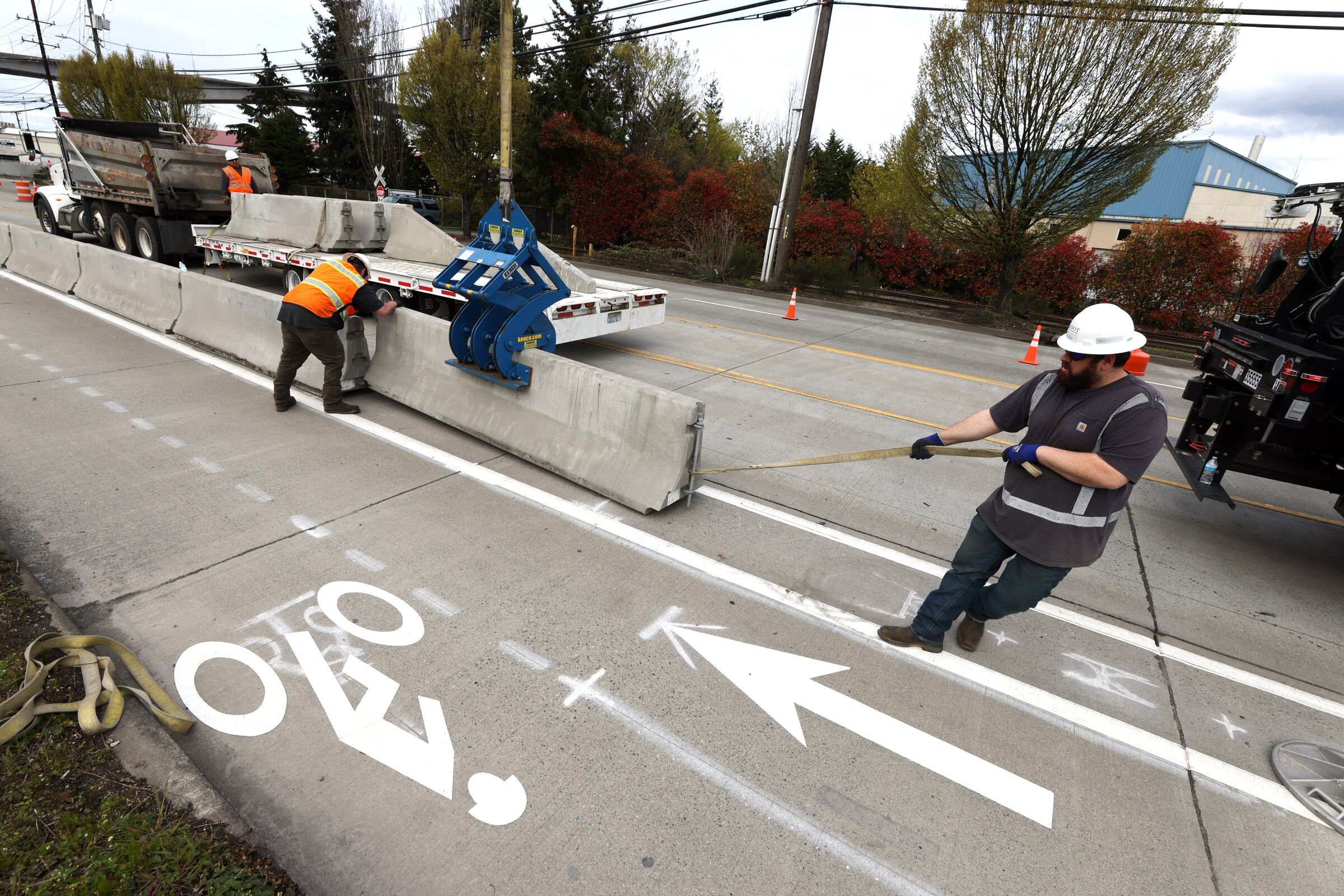 Protected discount cycle lanes