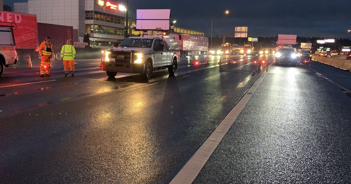 One dead after southbound I5 crash in Fife The Seattle Times