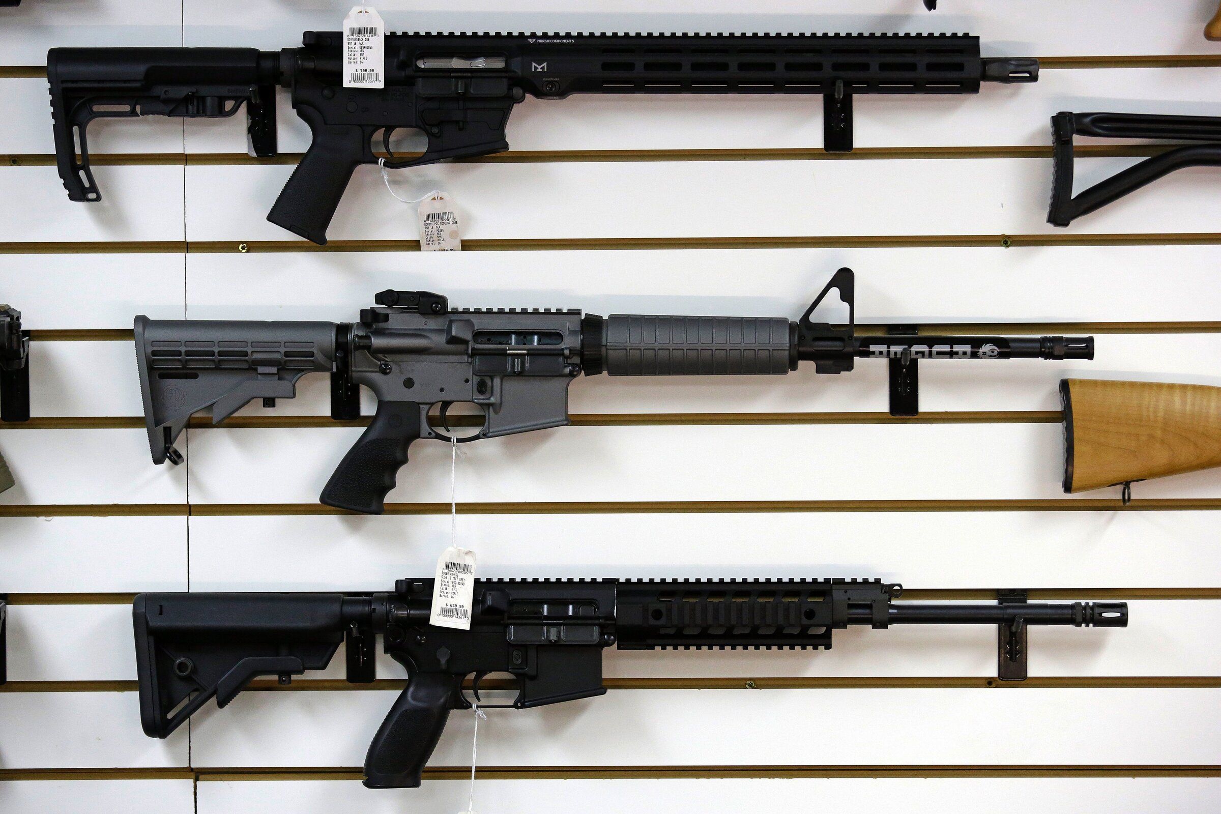 WA bans sale of AR-15s and other semi-automatic rifles, effective