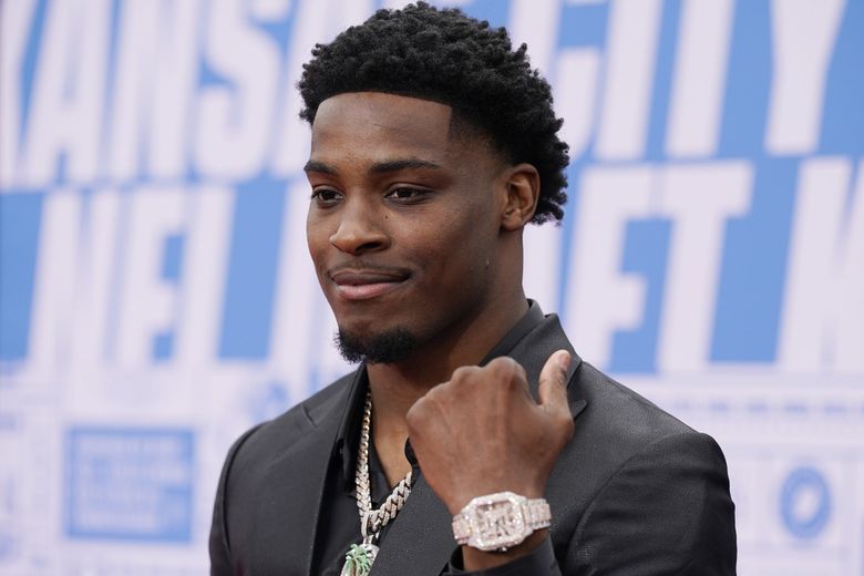 2023 NFL Draft: Prospects hit red carpet before first round