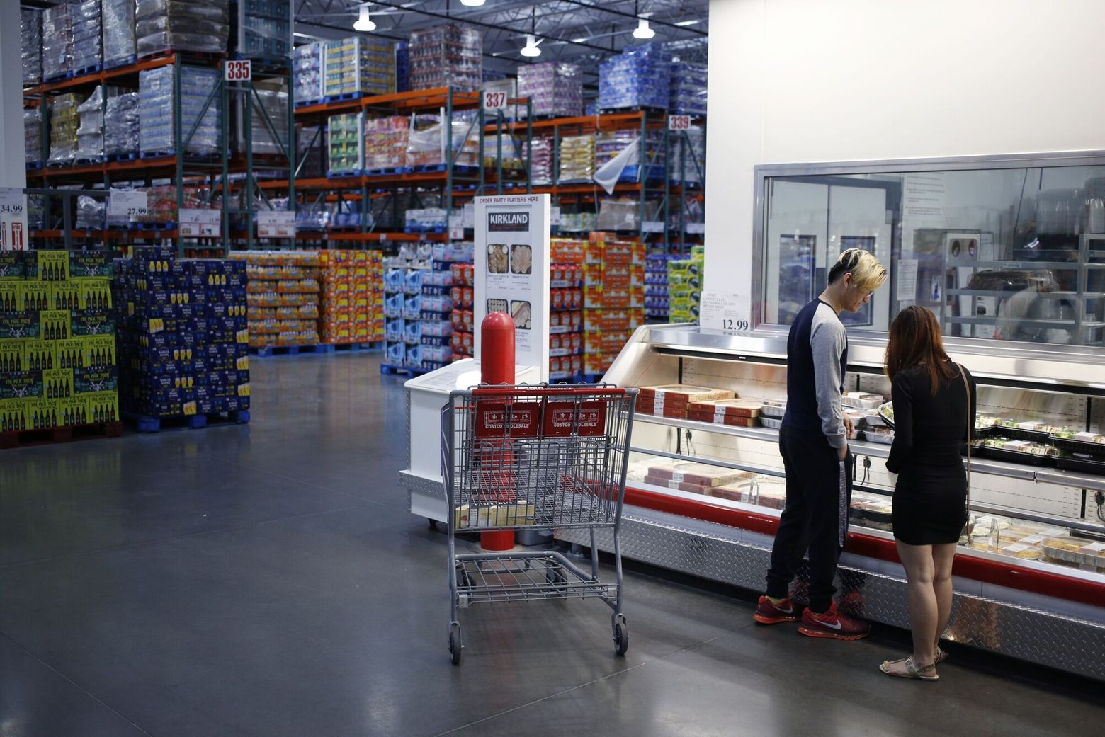 Costco Falls on Lowest US Sales Growth in Almost Three Years