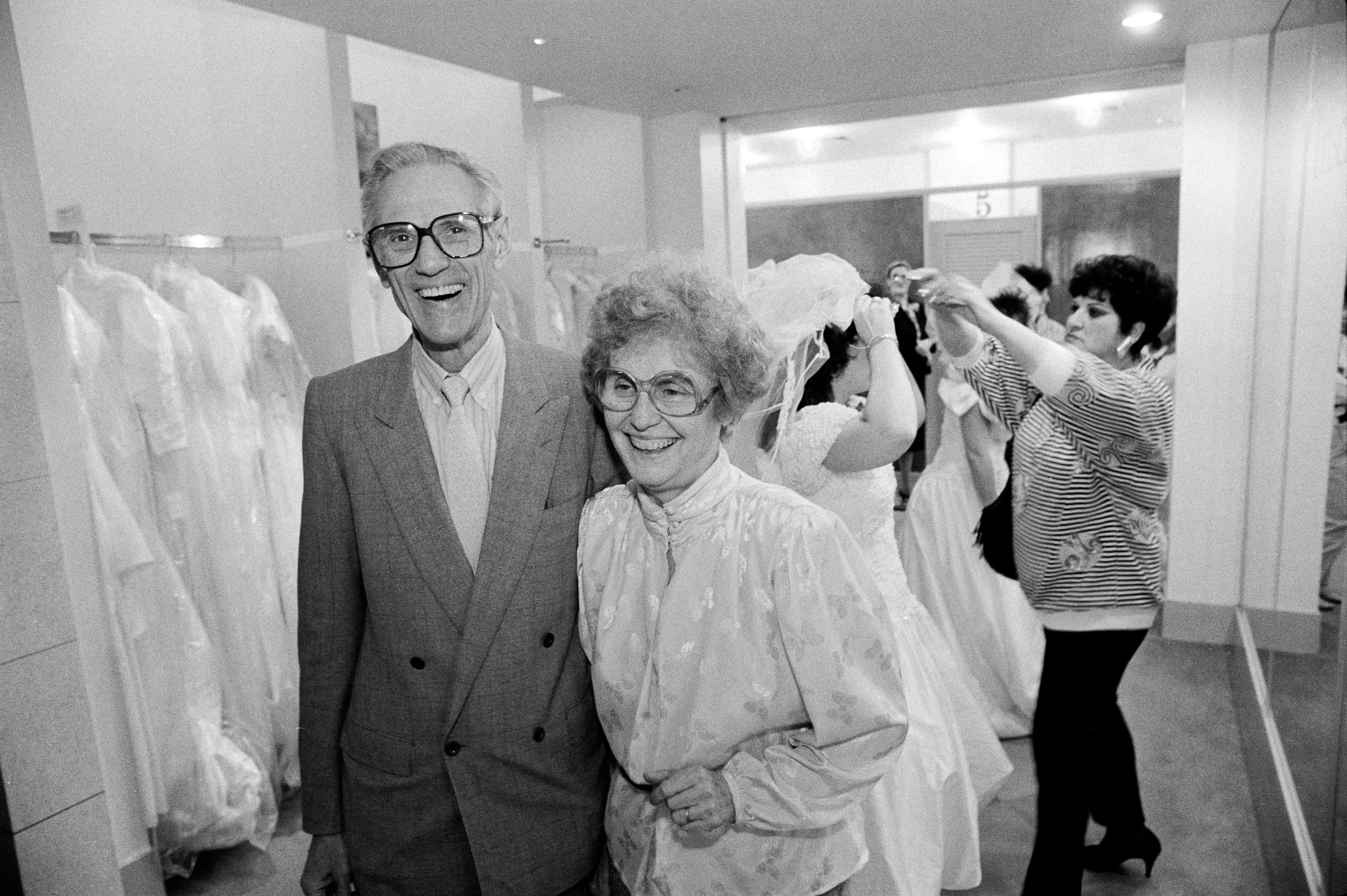 Hedda Kleinfeld Schachter who built Kleinfeld s bridal superstore