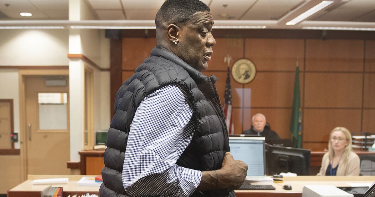 ExSonics star Shawn Kemp pleads not guilty in Mall shooting The Seattle Times