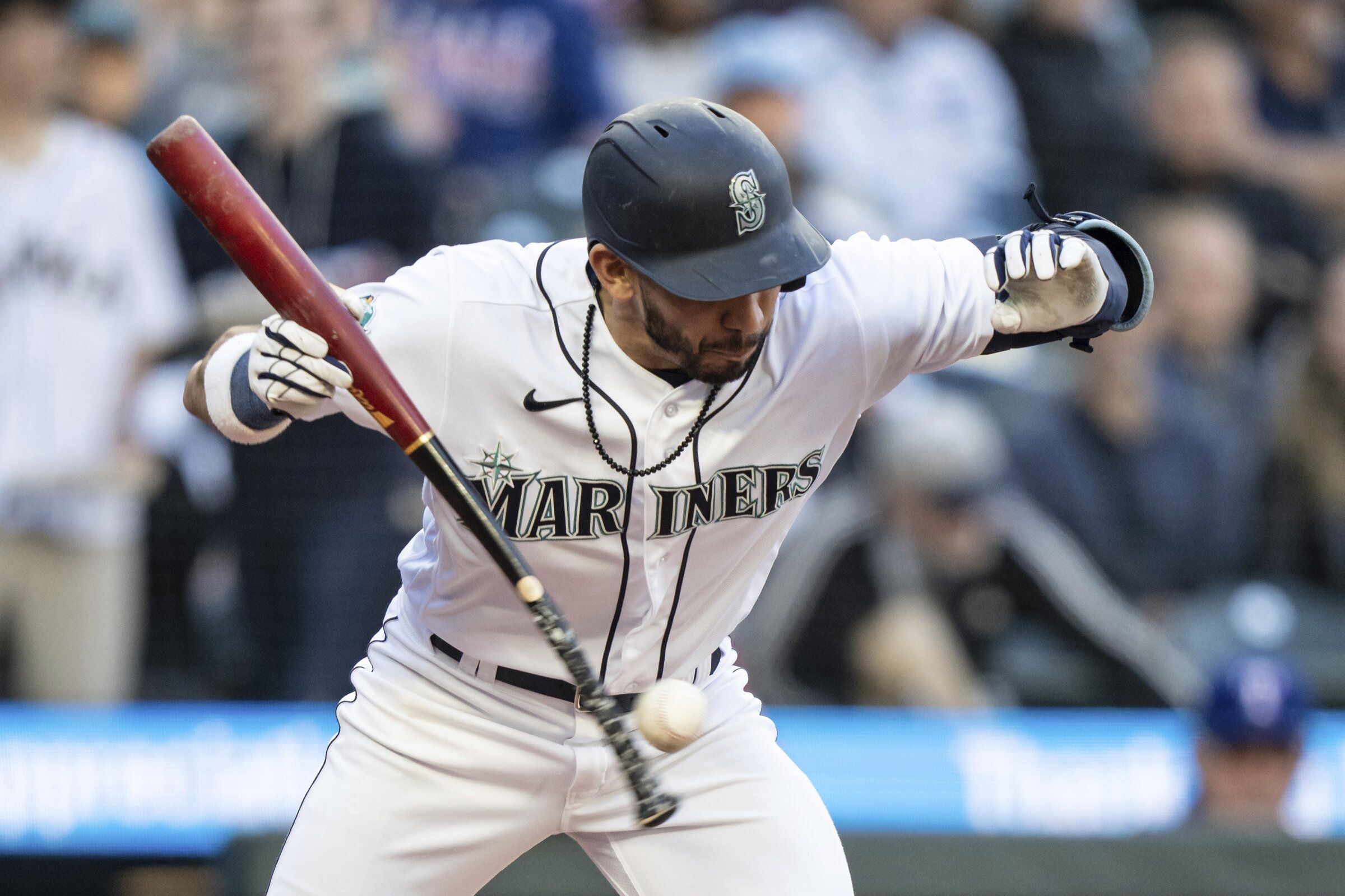 Tom Murphy's home run helps Mariners, George Kirby beat Texas