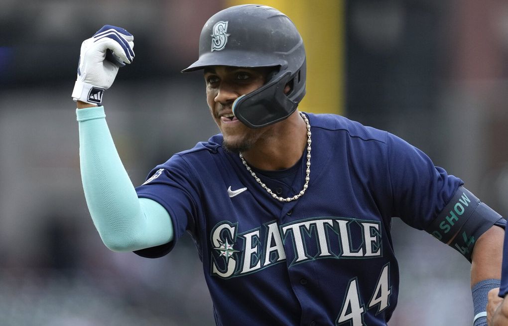 Here's why Julio Rodriguez, Luis Castillo deserve share of blame for  Mariners missing playoffs