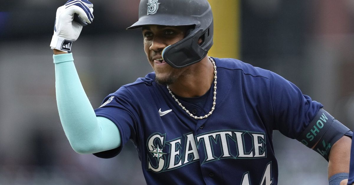 Mariners mailbag: Is it time to worry about Julio Rodriguez's