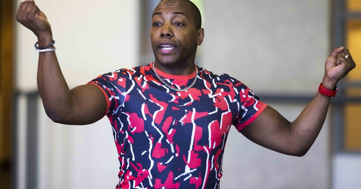 Kiyon Ross steps into new role at PNB but finds time for one more dance
