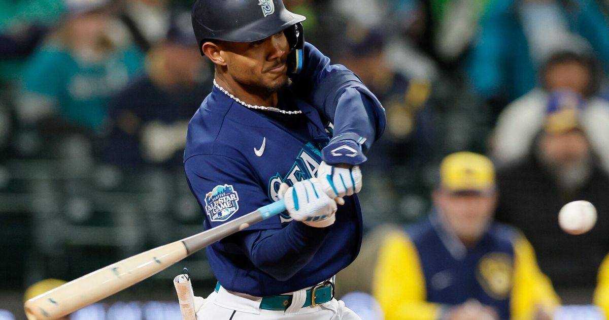 Will extent of Julio Rodriguez's injury alter Mariners' deadline