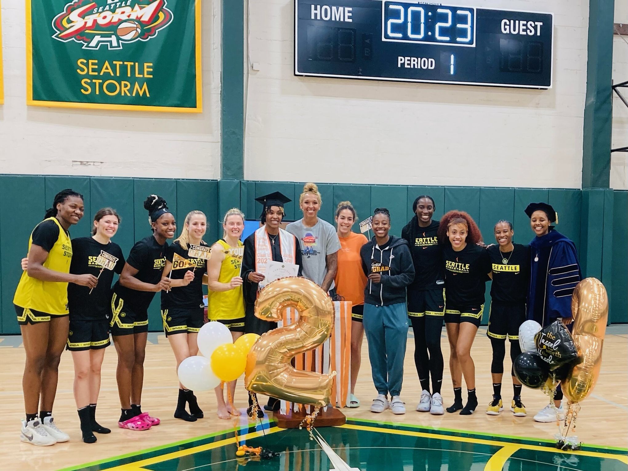 Lady Vols: Candace Parker dishes WNBA assistance to Tennessee alums