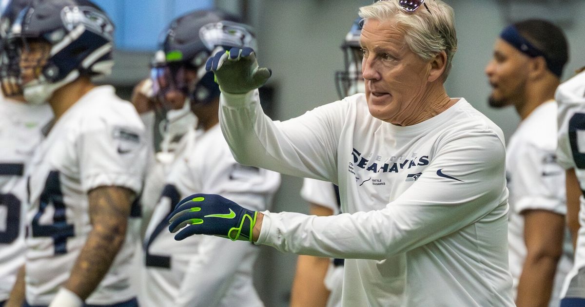 LOOK: Best rookie and veteran photos from Seattle Seahawks OTAs