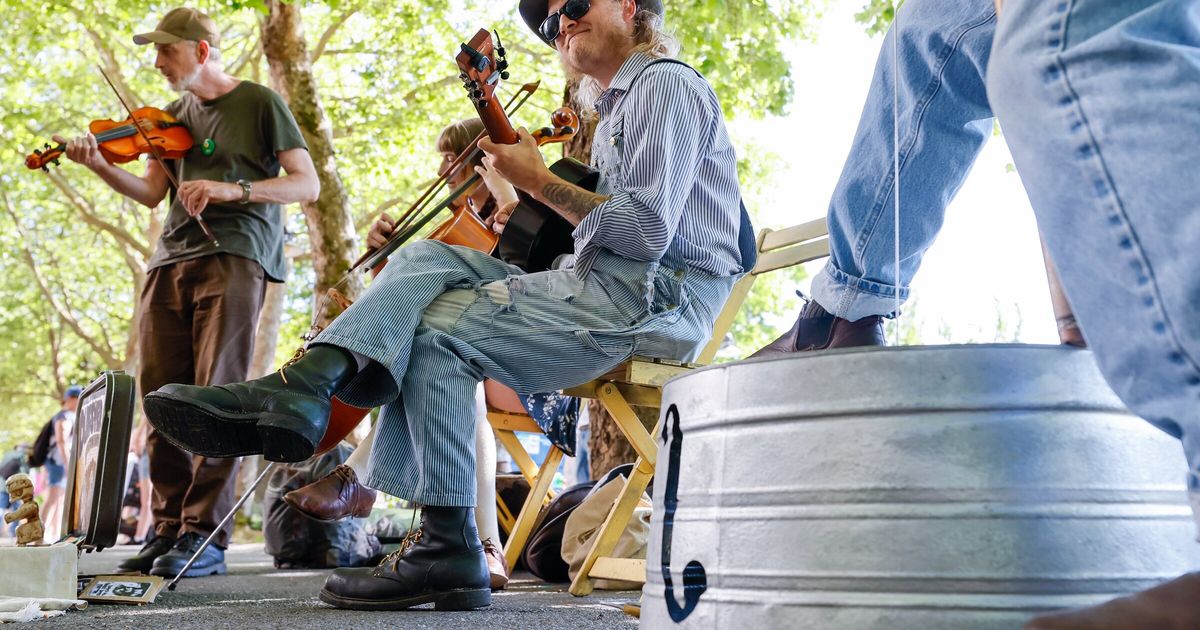 Folklife 2023 rolls around under sunny skies in Seattle The Seattle Times