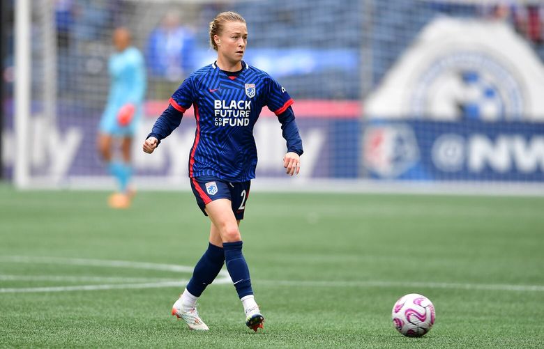 Gotham FC vs. OL Reign
#2 Defender Emily Sonnett
