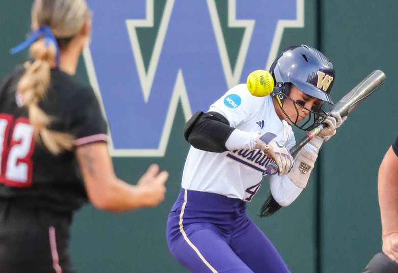 College softball world reacts to huge Washington news