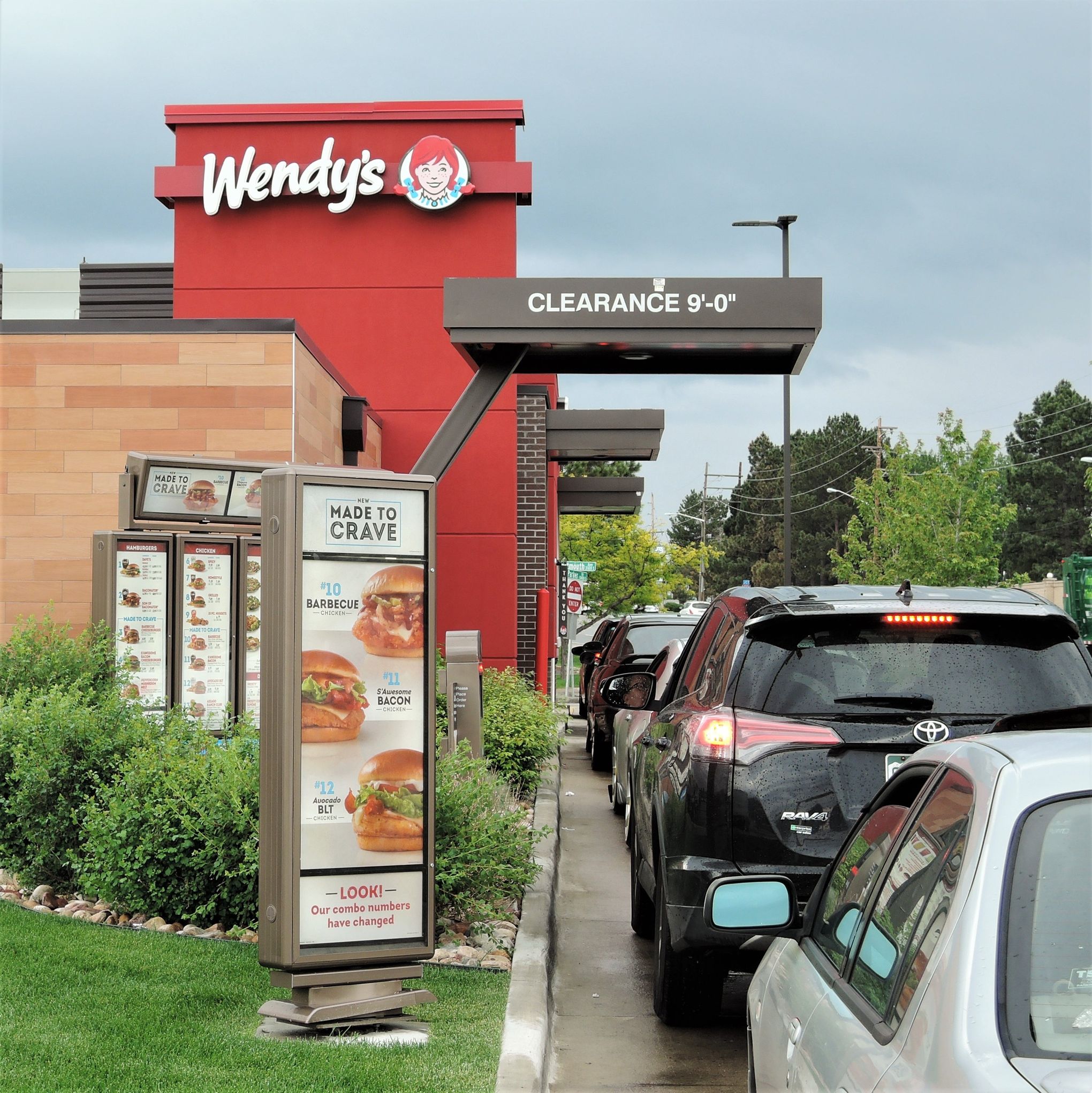 Wendy's, Google Train Next-Generation Order Taker: an AI Chatbot - WSJ