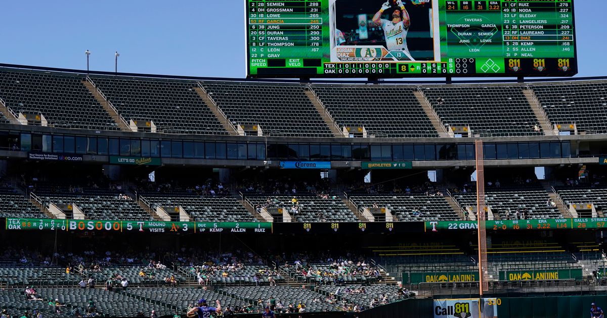 Oakland to Athletics: Agree to Stay If You Want a New Ballpark - Bloomberg