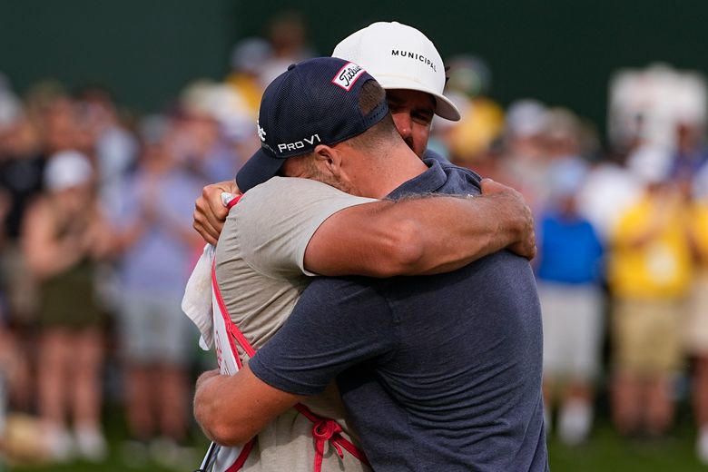 Wyndham Clark holds off Schauffele to win first PGA Tour event at