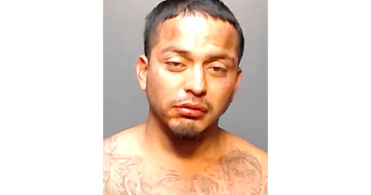 Driver in deadly Texas crash charged with manslaughter | The Seattle Times