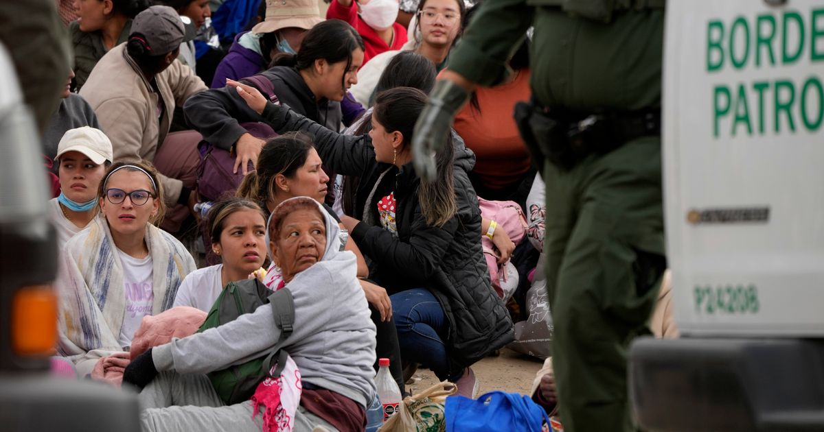 Title 42 has ended. Here’s what it did, and how US immigration policy ...