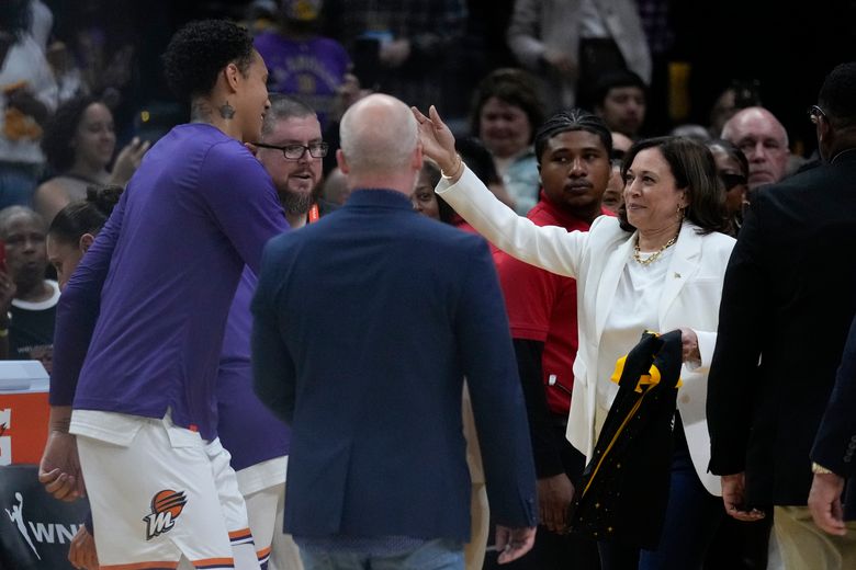 LA Sparks defeat Griner, Mercury 94-71 in WNBA season opener