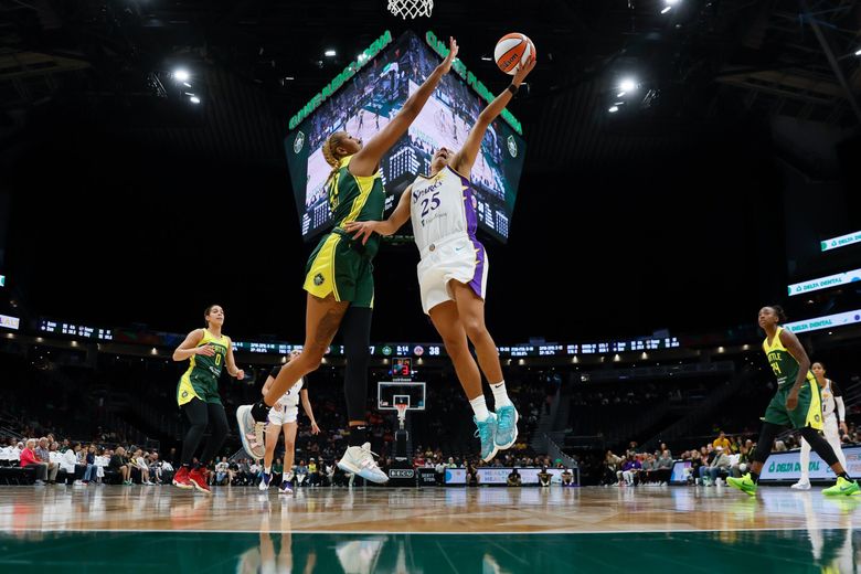 : Seattle Storm at Los Angeles Sparks : Movies & TV