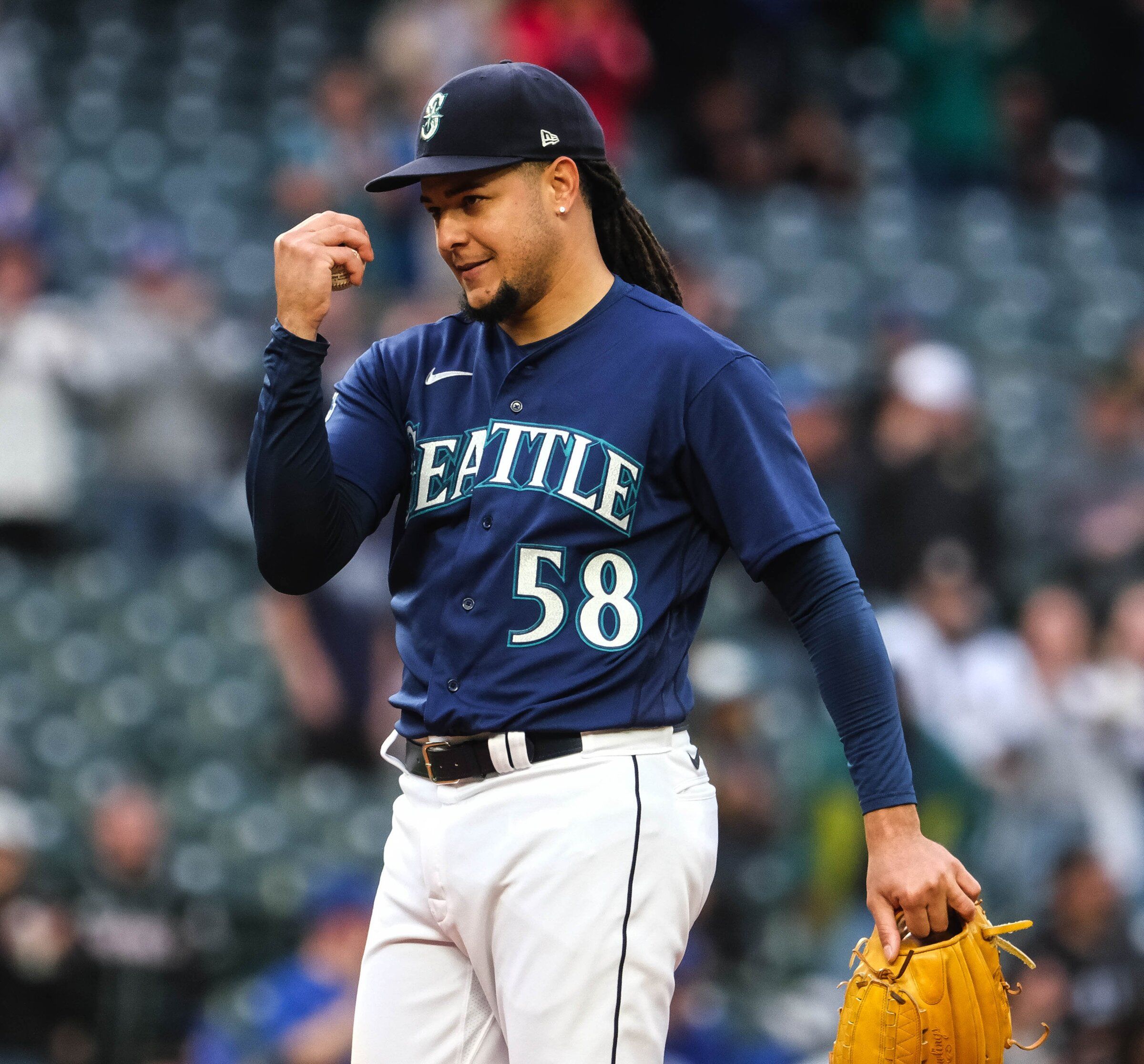 Luis Castillo, Shohei Ohtani to face off Friday, but only for Mariners fans with Apple TV The Seattle Times