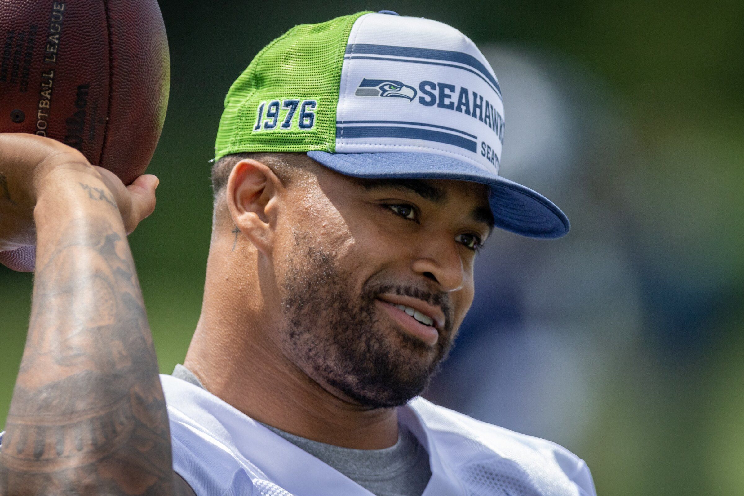 Seahawks veterans 2024 day hat