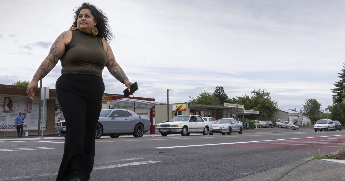 Burien sketches growth vision for busy, diverse Ambaum Boulevard