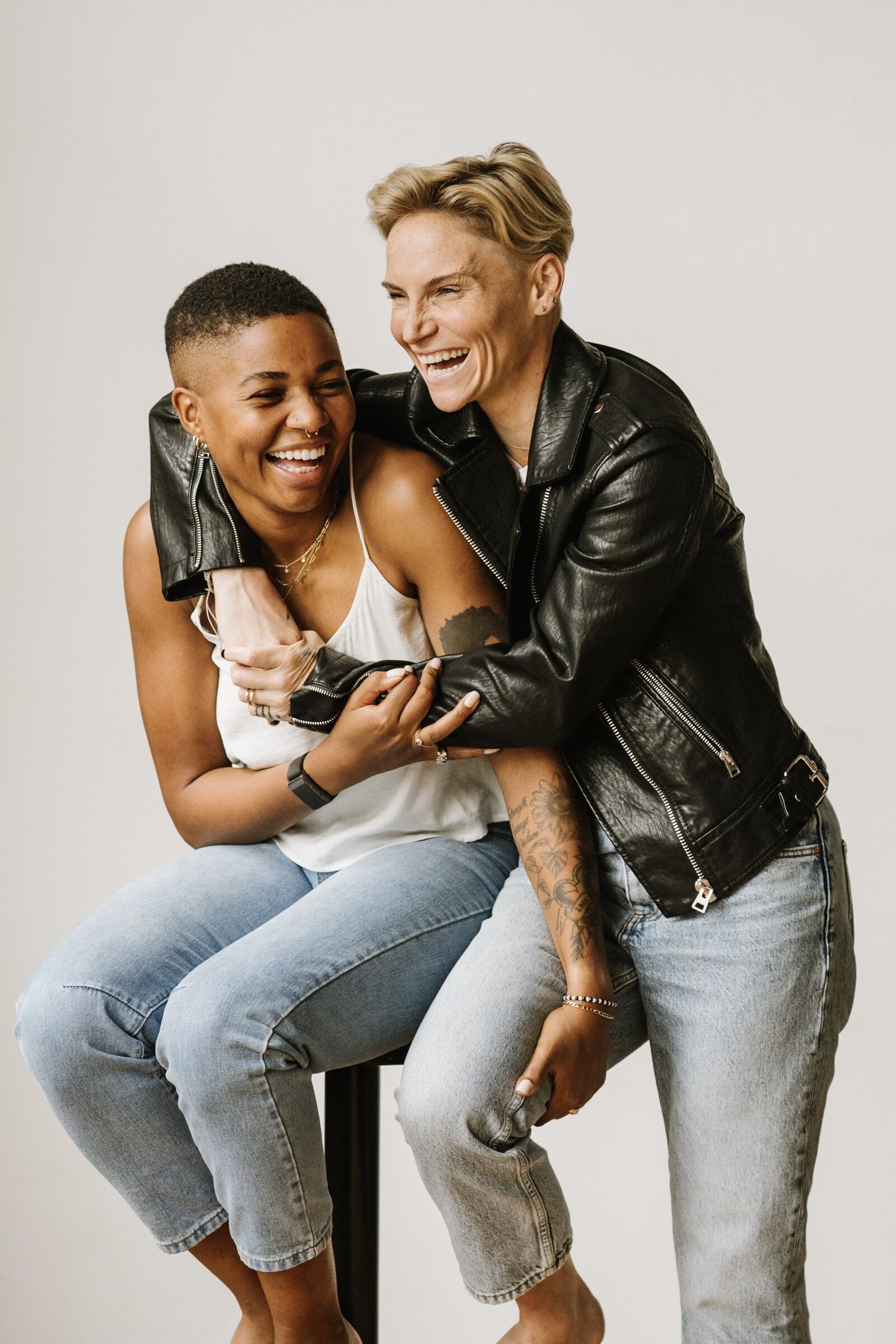 OL Reigns Jess Fishlock, Tziarra King use visibility as couple to stand up for LGBTQ+ community The Seattle Times