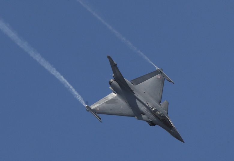 A Dassault Rafale jet fighter performs a demonstration flight at the last Paris Air Show in 2019. (Michel Euler / The Associated Press) 