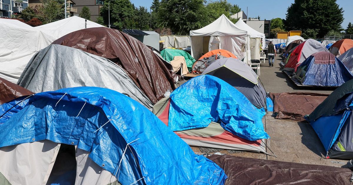 Love thy (homeless) neighbor: From fear to fellowship hosting Tent City 3 - The Seattle Times