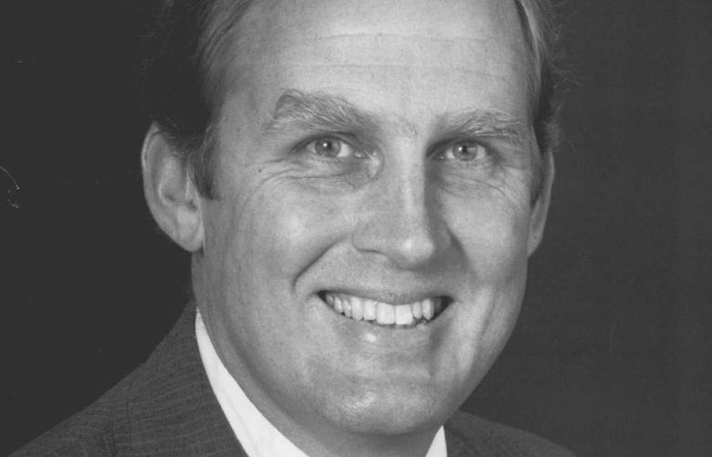 H. Jon Runstad, Seattle developer, today became president of the Downtown Seattle Association at the planning-and-development group’s 25th anniversary luncheon in the Westin Hotel.
Runstad is president and chief executive officer of Wright Runstad & Co., owner of the 1111 Third Avenue Building and developer and owner of the under-construction First Interstate Center, both in the city core. The firm has other office-building holdings throughout the West.