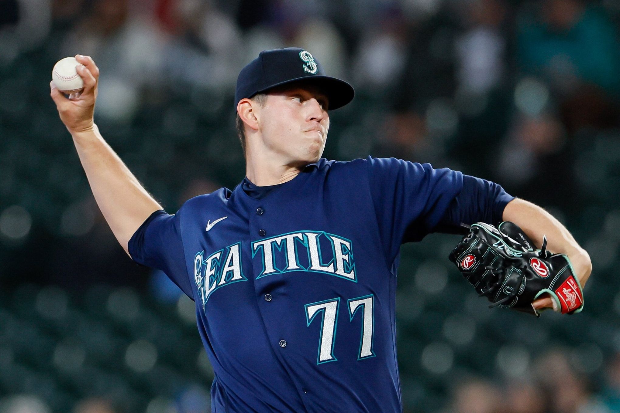 Mariners Chris Flexen is one of the best home pitchers in baseball