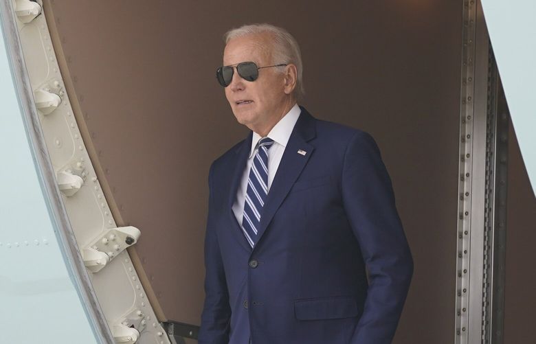 President Joe Biden arrives at O’Hare International Airport, Wednesday, June 28, 2023, in Chicago. (AP Photo/Evan Vucci) ILEV208 ILEV208