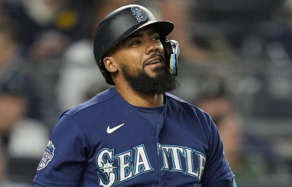 Larry Stone Commentary: Why Fans Dislike This Mariners Team So